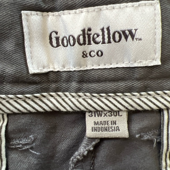 Goodfellow &Co Chino Pants Men’s 31x30 Gray The Every Wear Slim Straight Leg - Picture 10 of 15